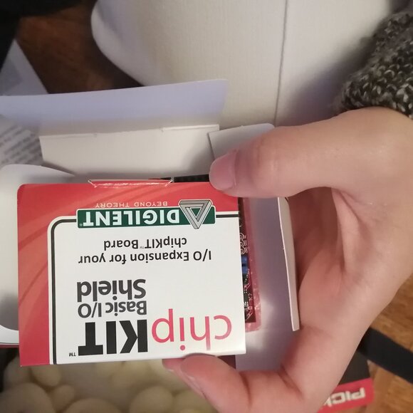 Chipkit input output module and programmer - Picture 3 of 8